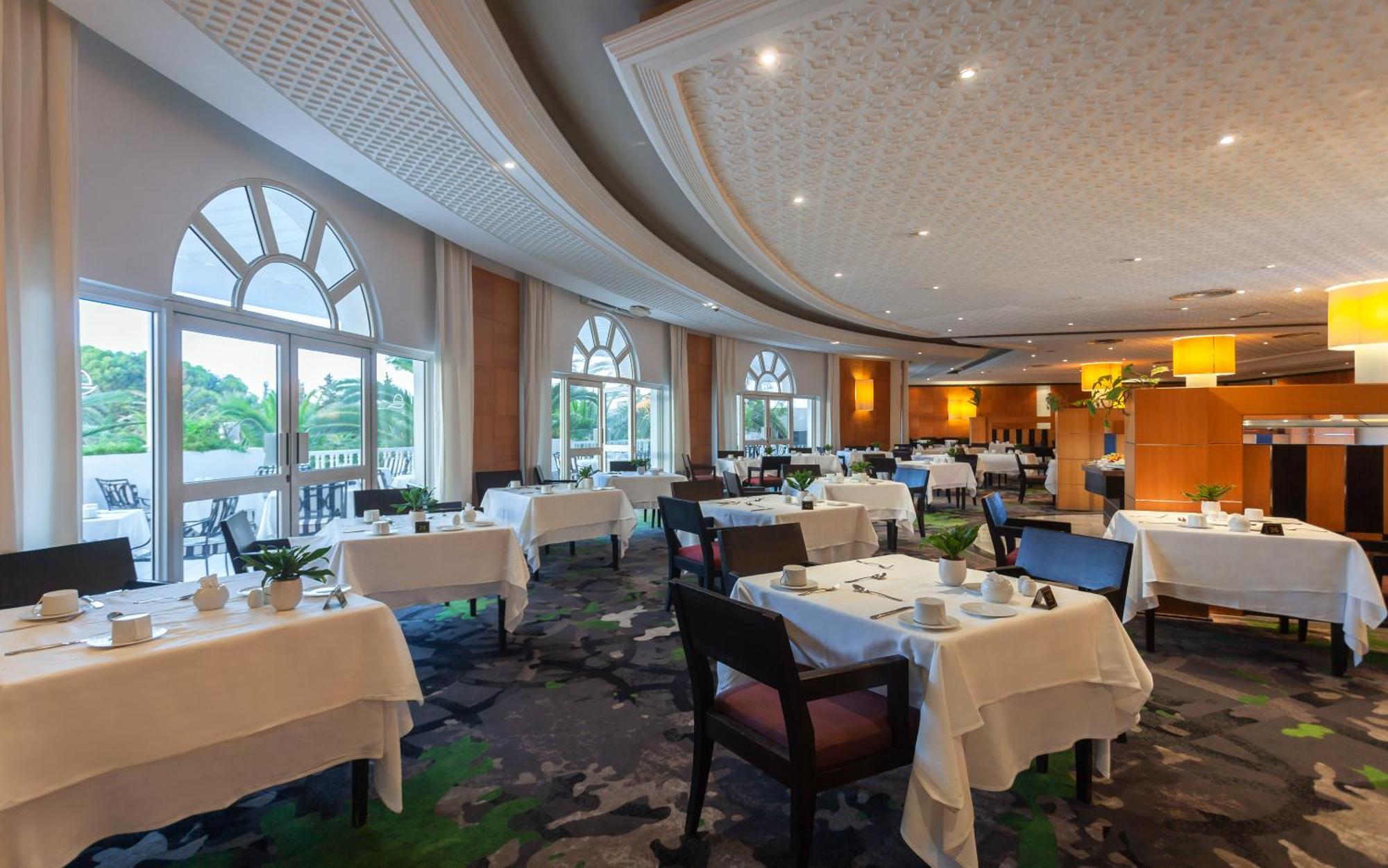 Oceana & (adults Only) Hotel